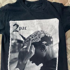 2pac tee 💔